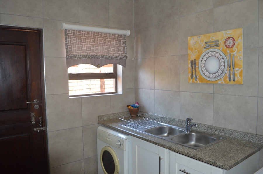 4 Bedroom Property for Sale in Wilkoppies North West